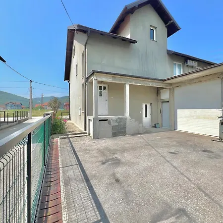 Sweet With Garden Apartament *